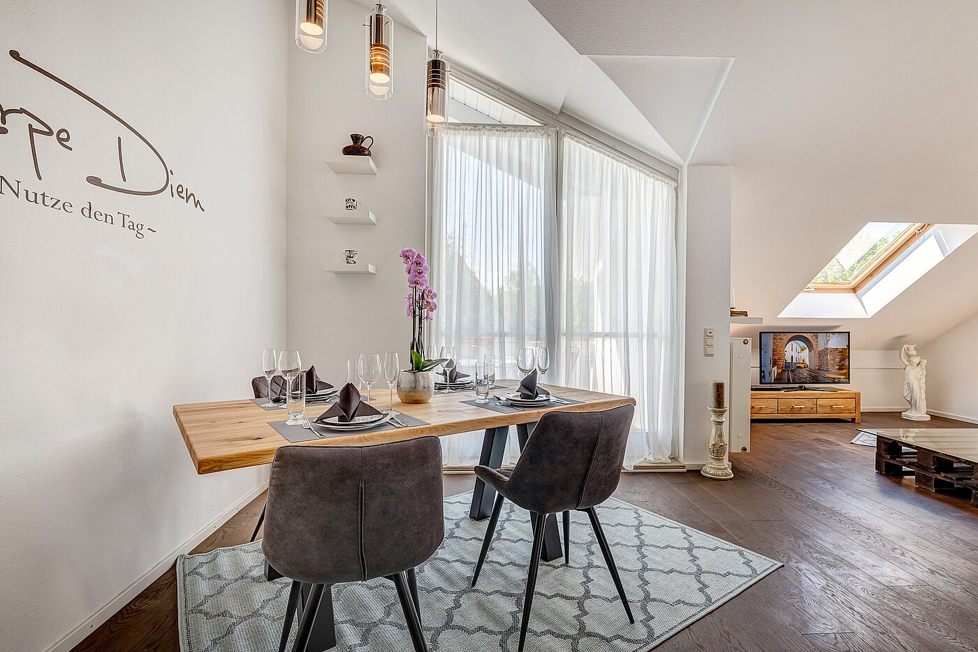 Квартира в многоэтажно доме с 2 комнатами | Neubiberg | 70129 | ...Essen