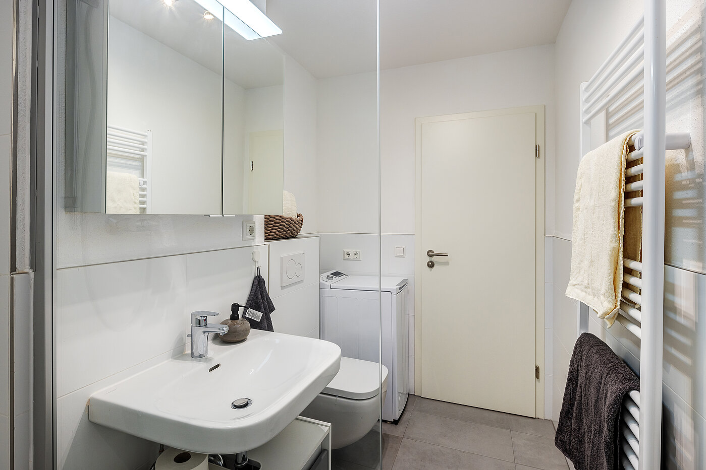 Квартира в многоэтажно доме с 2 комнатами | Erding | 70431 | ...