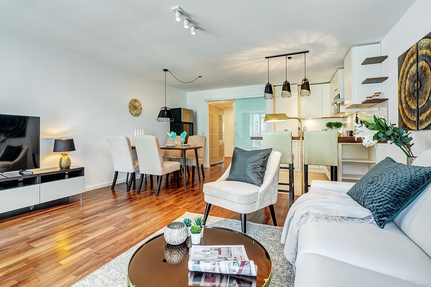Квартира в многоэтажно доме с 2 комнатами | München-Schwabing | 70434