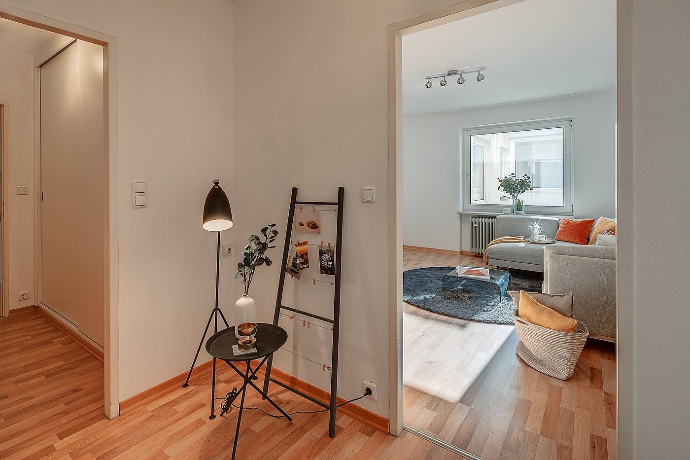 Квартира в многоэтажно доме с 2 комнатами | München-Sendling | 1810ML5 | Diele - Zugang zu allen Räumen
