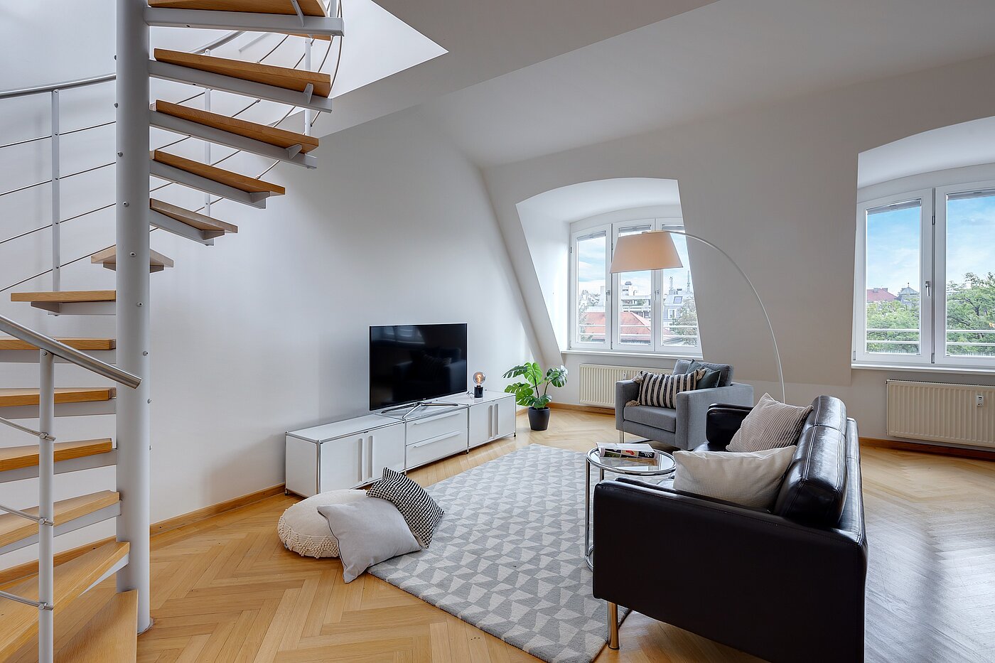 Квартира в многоэтажно доме с 2 комнатами | München-Schwabing | 2208ML2 | Schöne Details