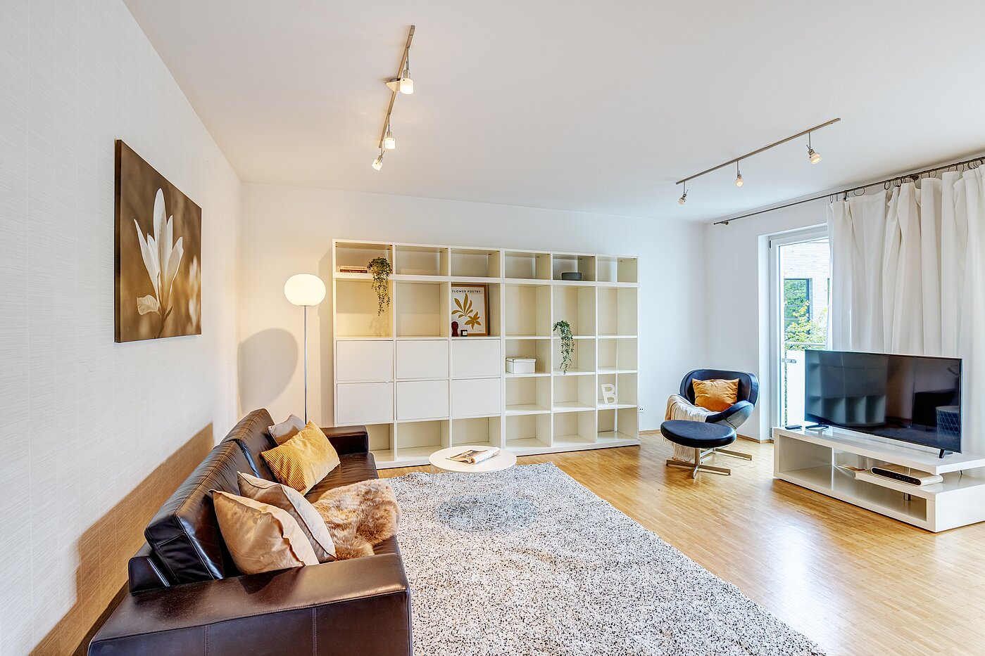 Квартира в многоэтажно доме с 3 комнатами | München-Neuhausen | 70489 | Wohnen und...
