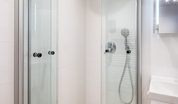 Квартира в многоэтажно доме с 1 комнатная | München-Milbertshofen | 70437 | ...mit Dusche