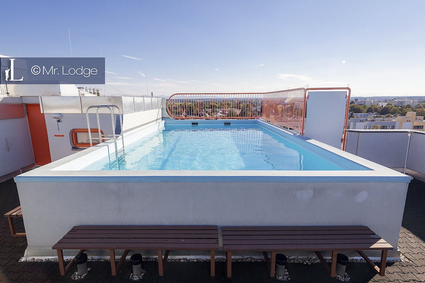 Квартира в многоэтажно доме с 4 комнатами | 1609ML4 | Swimmingpool
