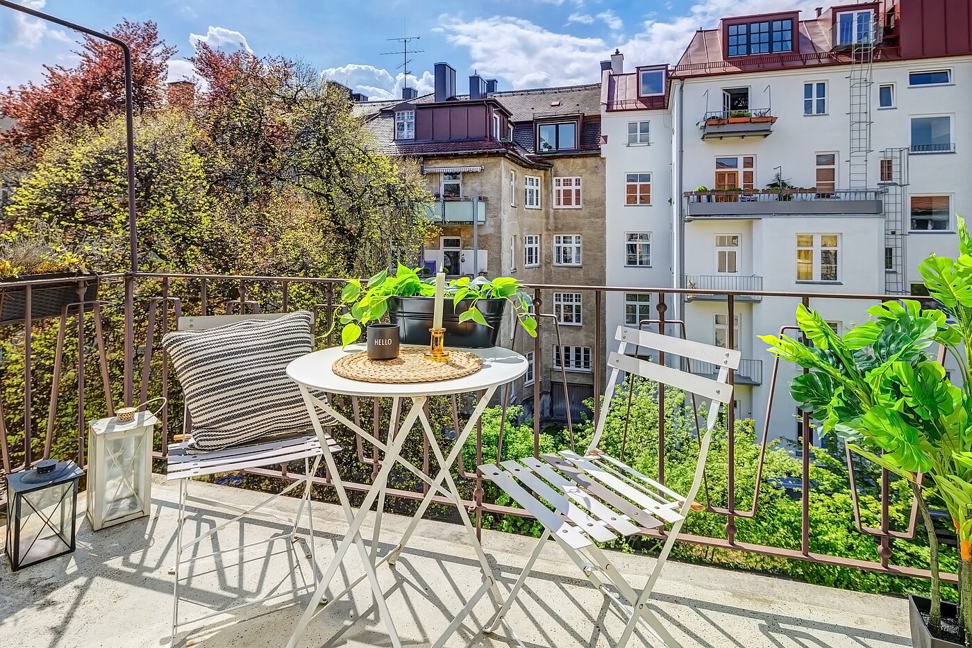 Квартира в многоэтажно доме с 1.5 комнатами | München-Schwabing | 70014 | Sonniger Balkon