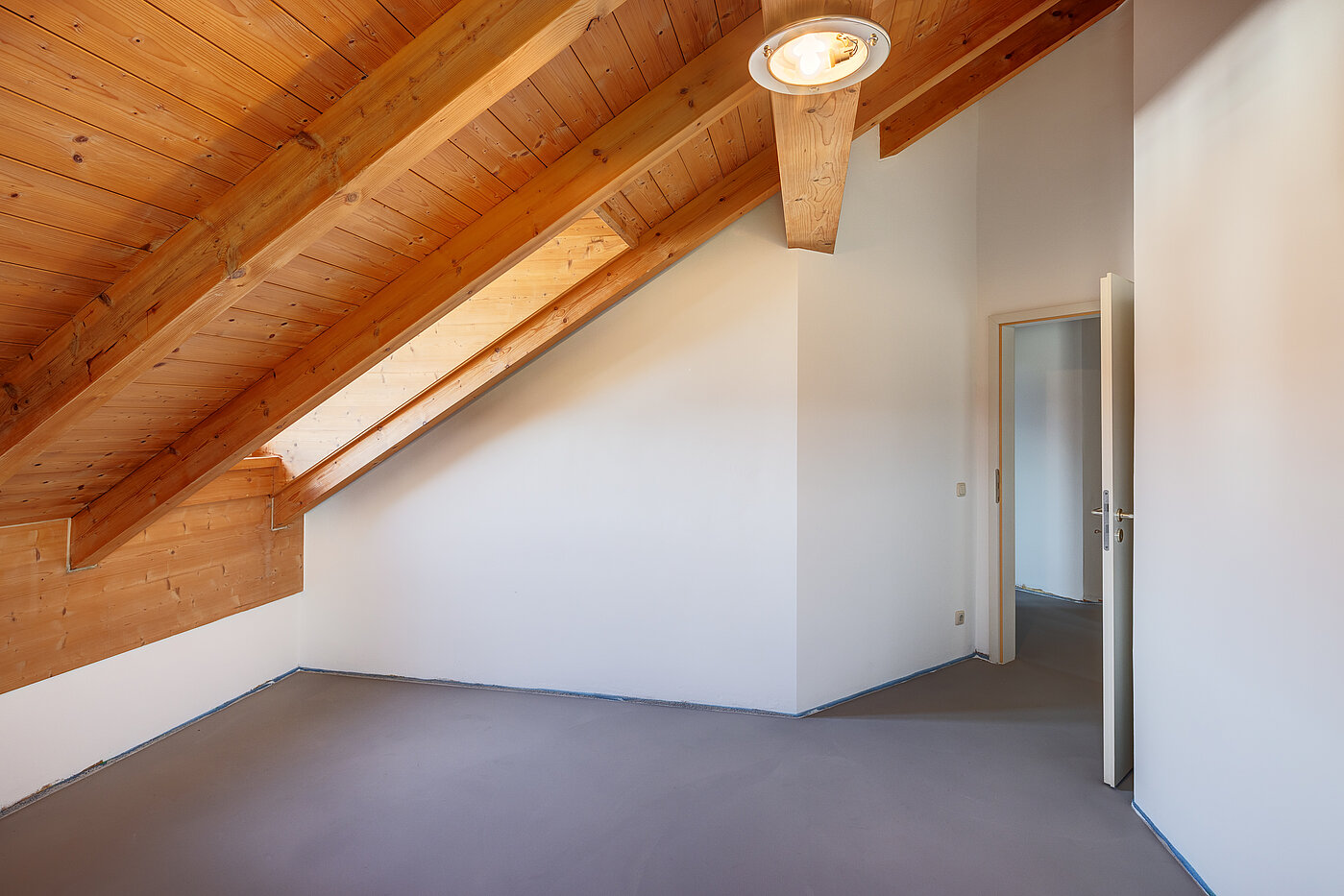 Мансардная квартира с 2 комнатами | 70314 | Schlafen