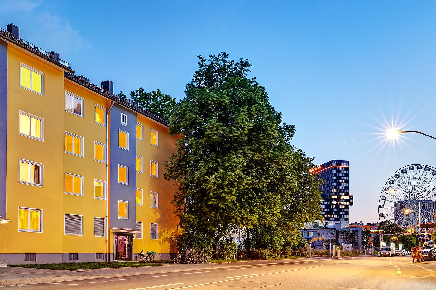 Квартира в многоэтажно доме с 2.5 комнатами | München-Berg am Laim | 70030 | Blaue Stunde