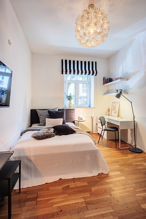 Квартира в многоэтажно доме с 1.5 комнатами | München-Neuhausen | 70473 | ...Schlafen