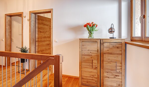 Квартира в многоэтажно доме с 6 комнатами | 70095 | Flur Obergeschoss