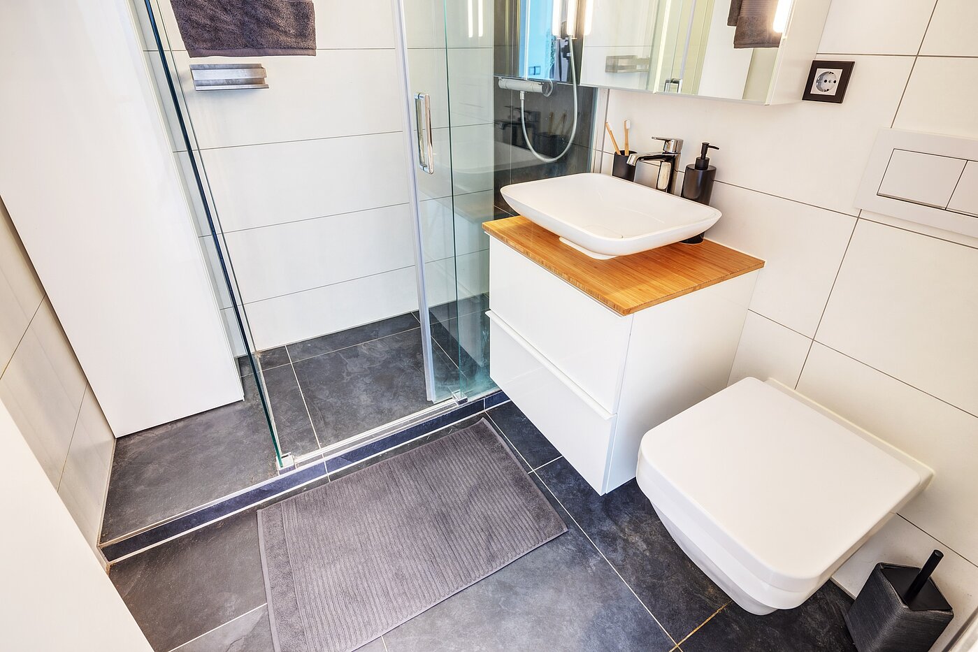 Квартира в многоэтажно доме с 2 комнатами | München-Haidhausen | 70214 | Modern