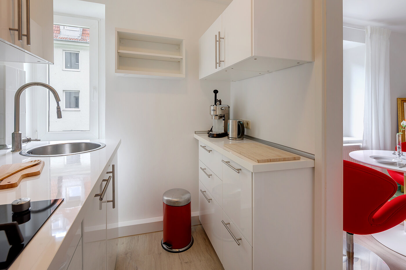 Квартира в многоэтажно доме с 2 комнатами | München-Sendling | 70414 | In weiß