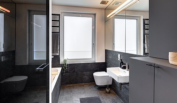 Квартира в многоэтажно доме с 2 комнатами | 70134 | Bad mit Dusche...