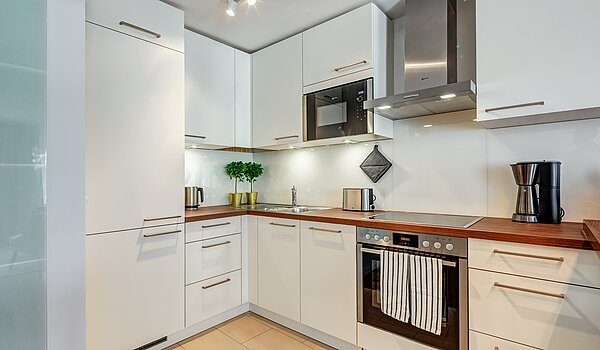 Квартира в многоэтажно доме с 2 комнатами | München-Schwabing | 70434 | ...hochwertiger Einbauküche...