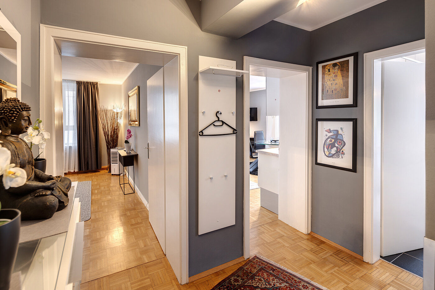 Плоский с 2 комнатами | 70219 | Vom Eingang kommend