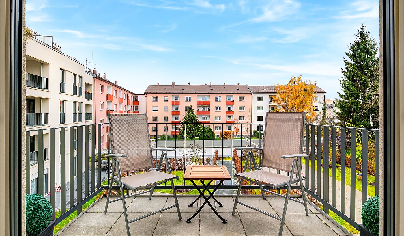 Квартира в многоэтажно доме с 3 комнатами | München-Moosach | 70164 | ...und einem kleinen Balkon zum Innenhof
