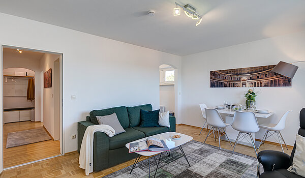 Квартира в многоэтажно доме с 2 комнатами | München-Moosach | 70407 | Wohnbereich