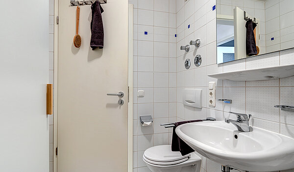 Квартира в многоэтажно доме с 2 комнатами | München-Neuhausen | 70440 | Badezimmer
