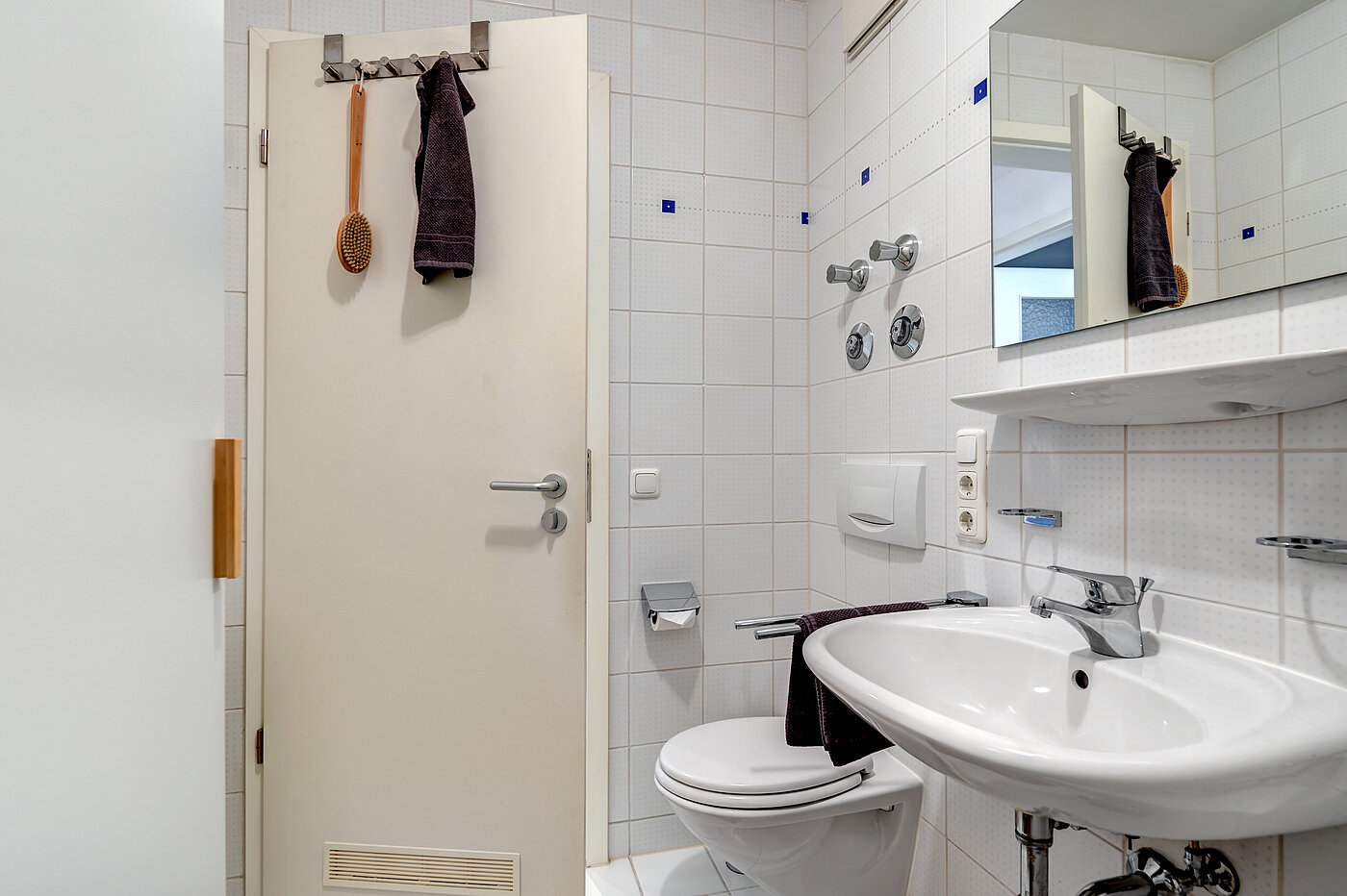 Квартира в многоэтажно доме с 2 комнатами | München-Neuhausen | 70440 | Badezimmer