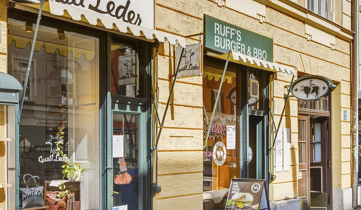 Квартира в многоэтажно доме с 1 комнатная | München-Maxvorstadt | 70132 | ...- alles um die Ecke