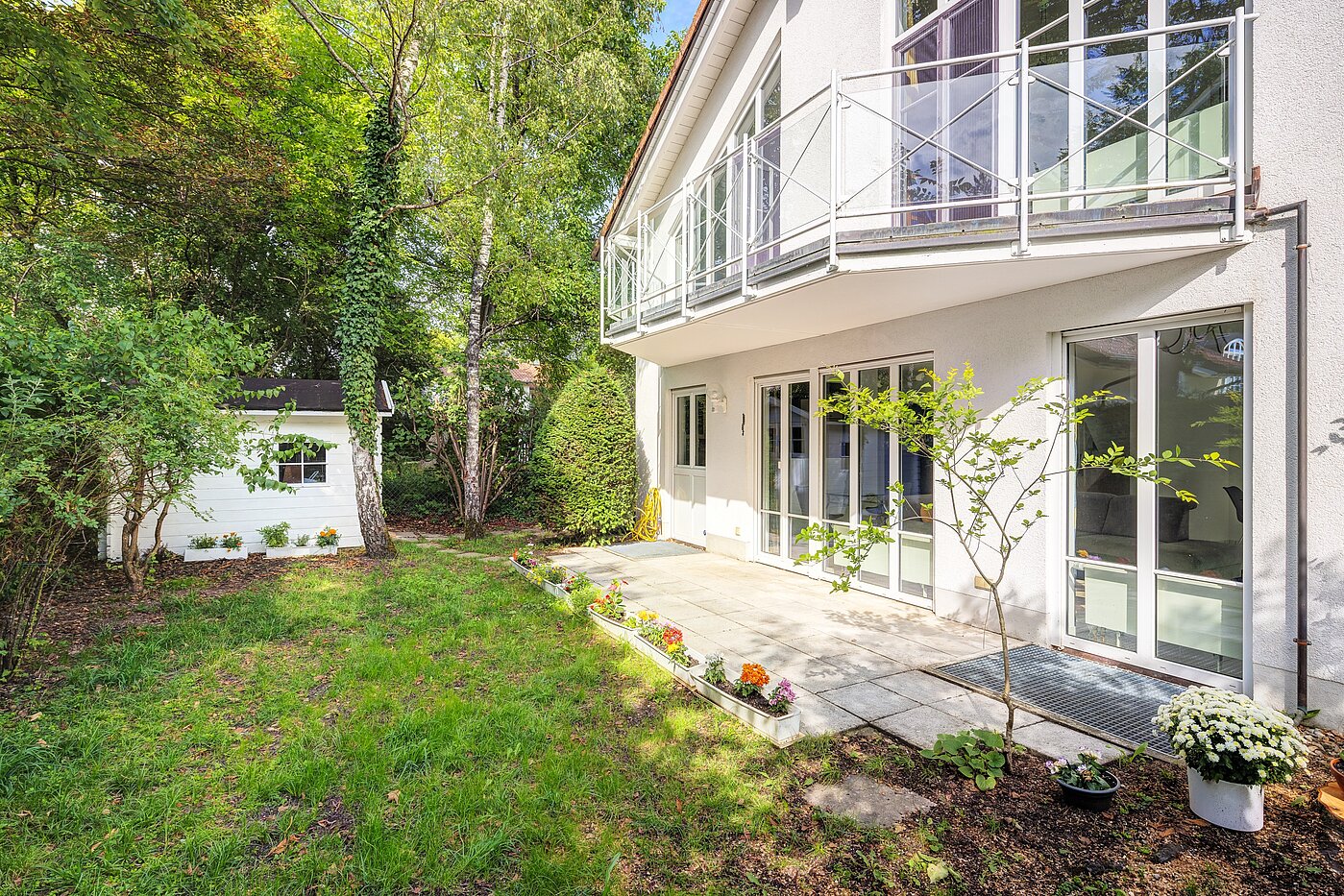 Половина двухквартирного жилого дома с 5 комнатами | München-Trudering | 70269 | Einladende Terrasse...