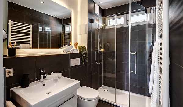 Penthouse с 3.5 комнатами | München-Oberföhring | 70237 | ...mit En Suite Duschbad...