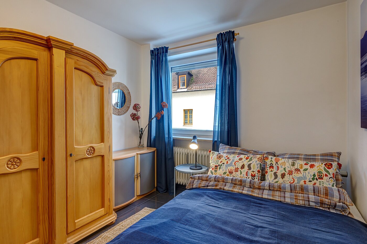 Квартира в многоэтажно доме с 2 комнатами | München-Milbertshofen | 701801 | Schlafzimmer...
