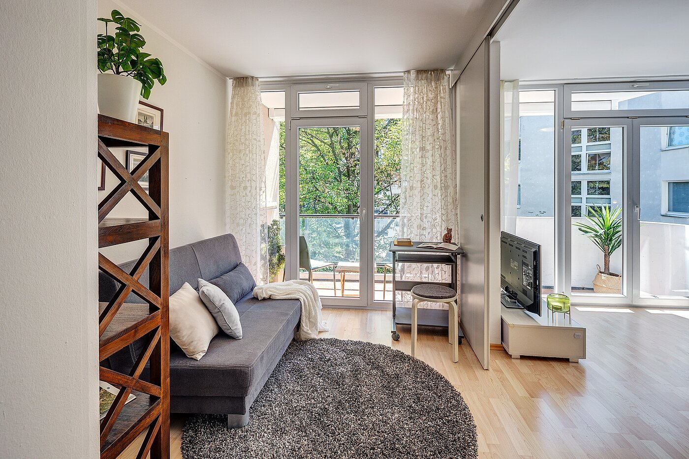 Квартира в многоэтажно доме с 2.5 комнатами | München-Nymphenburg | 2204ML61 | ...mit Zugang zum Balkon
