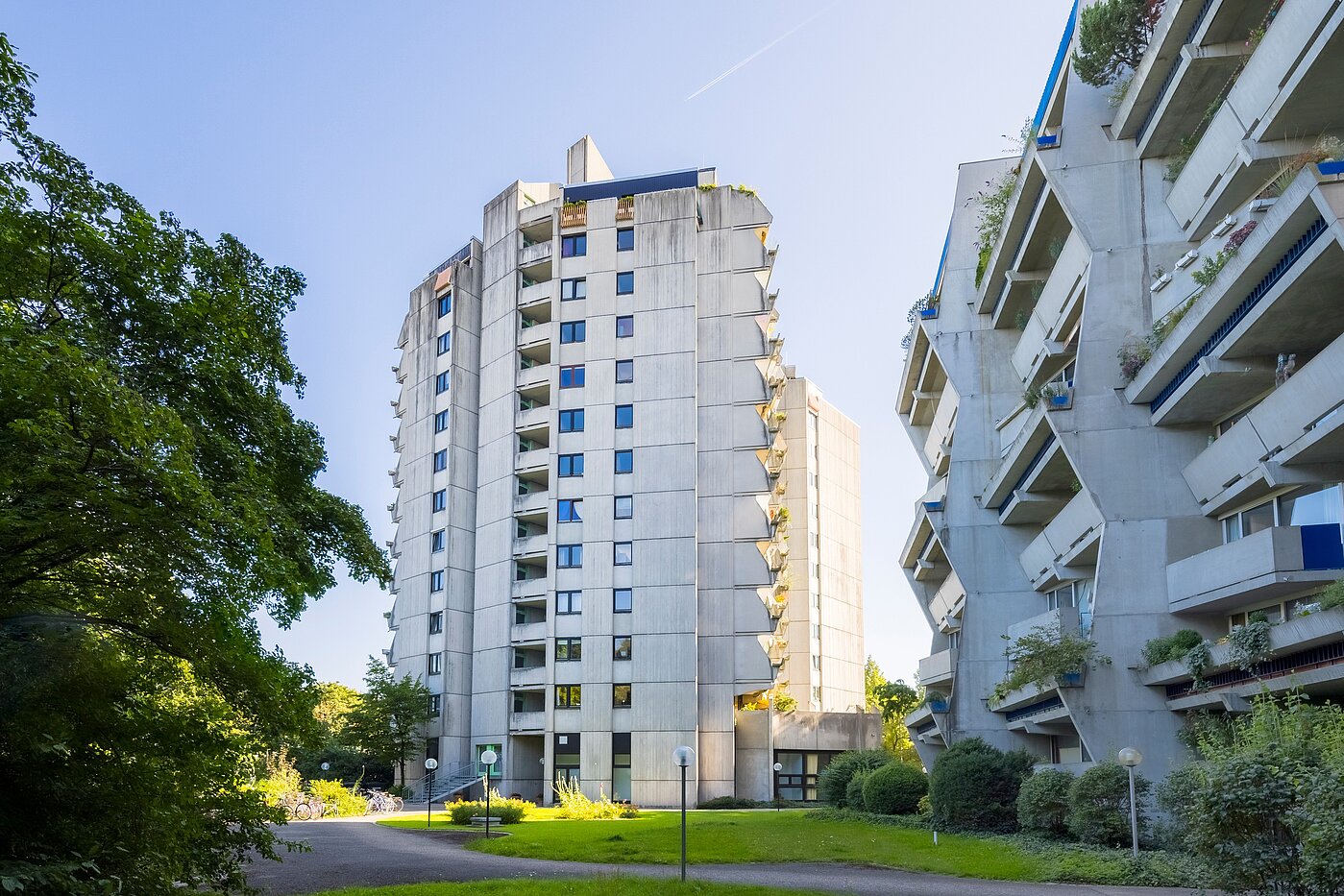 Квартира в многоэтажно доме с 1 комнатная | München-Schwabing | 70079 | ... und vom Innenhof