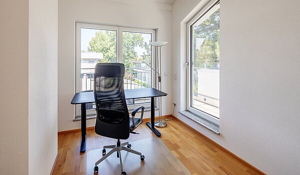 Половина двухквартирного жилого дома с 6 комнатами | München-Pasing | 2007ML5 | Homeoffice-Platz mit...