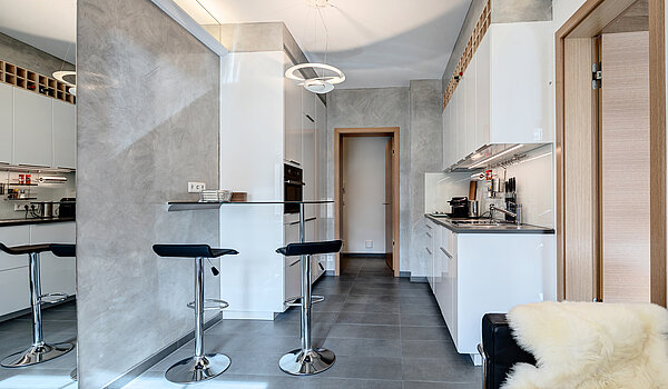 Квартира в многоэтажно доме с 2 комнатами | München-Au | 70387 | Wohnen/Kochen