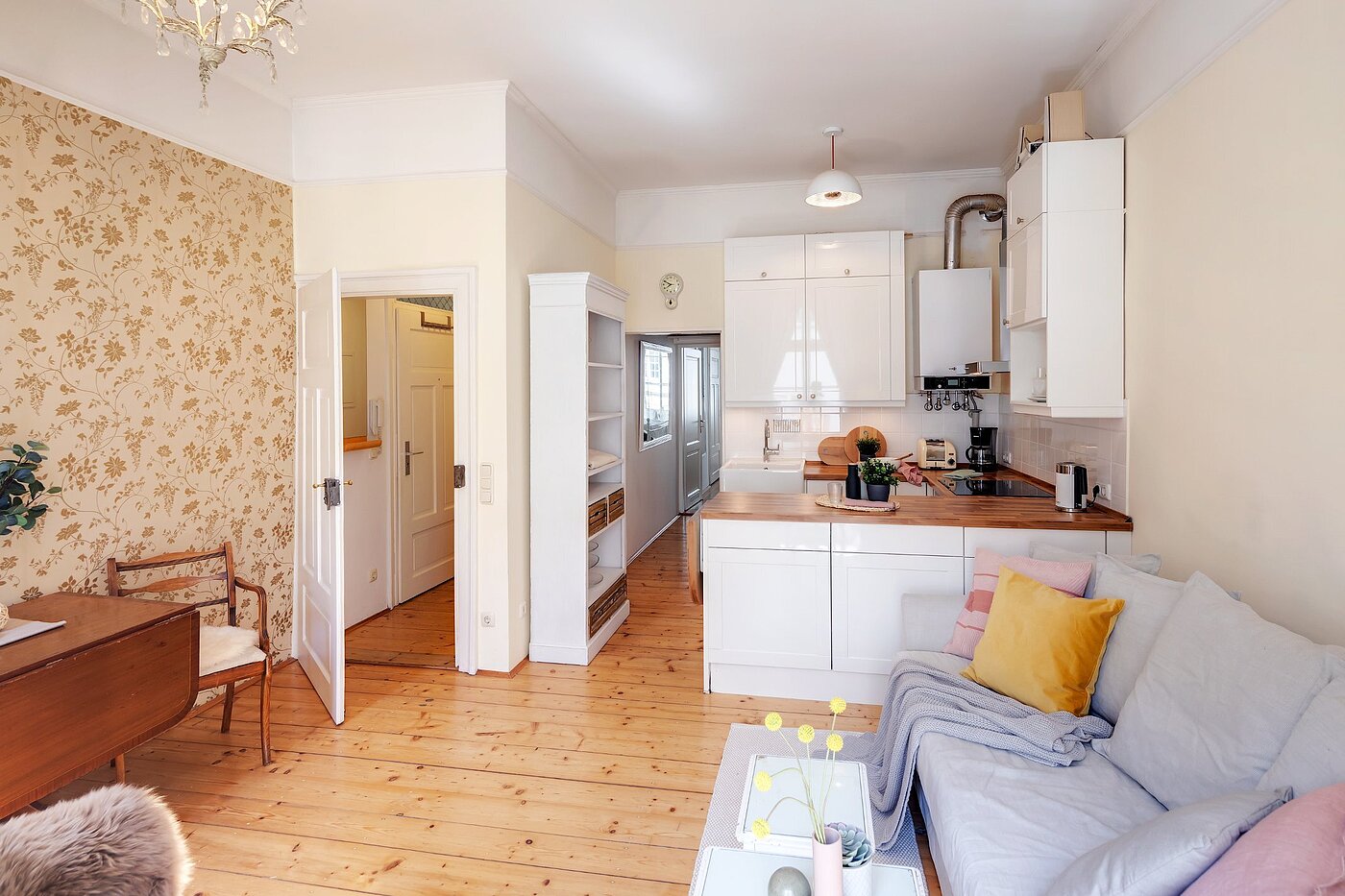 Квартира в многоэтажно доме с 2 комнатами | München-Altstadt | 2103ML4 | ...Essen und Arbeiten