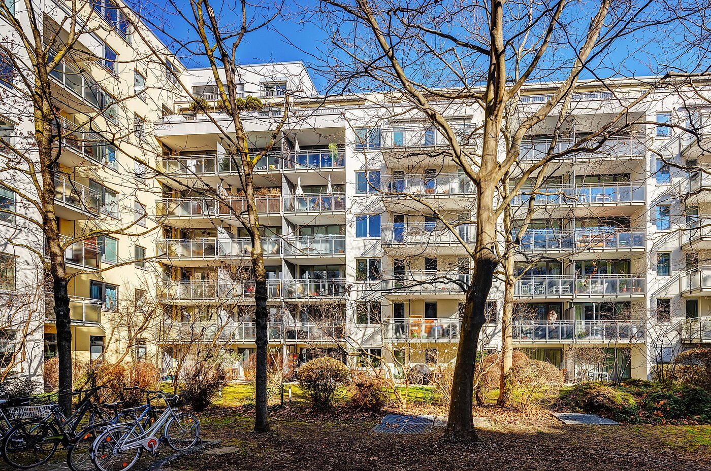 Квартира в многоэтажно доме с 2 комнатами | München-Maxvorstadt | 70001 | Innenhofansicht