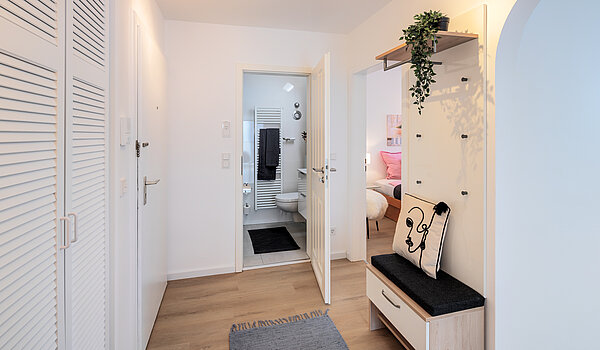 Квартира в многоэтажно доме с 2 комнатами | München-Sendling-Westpark | 70413 | ...und Zugang zum...
