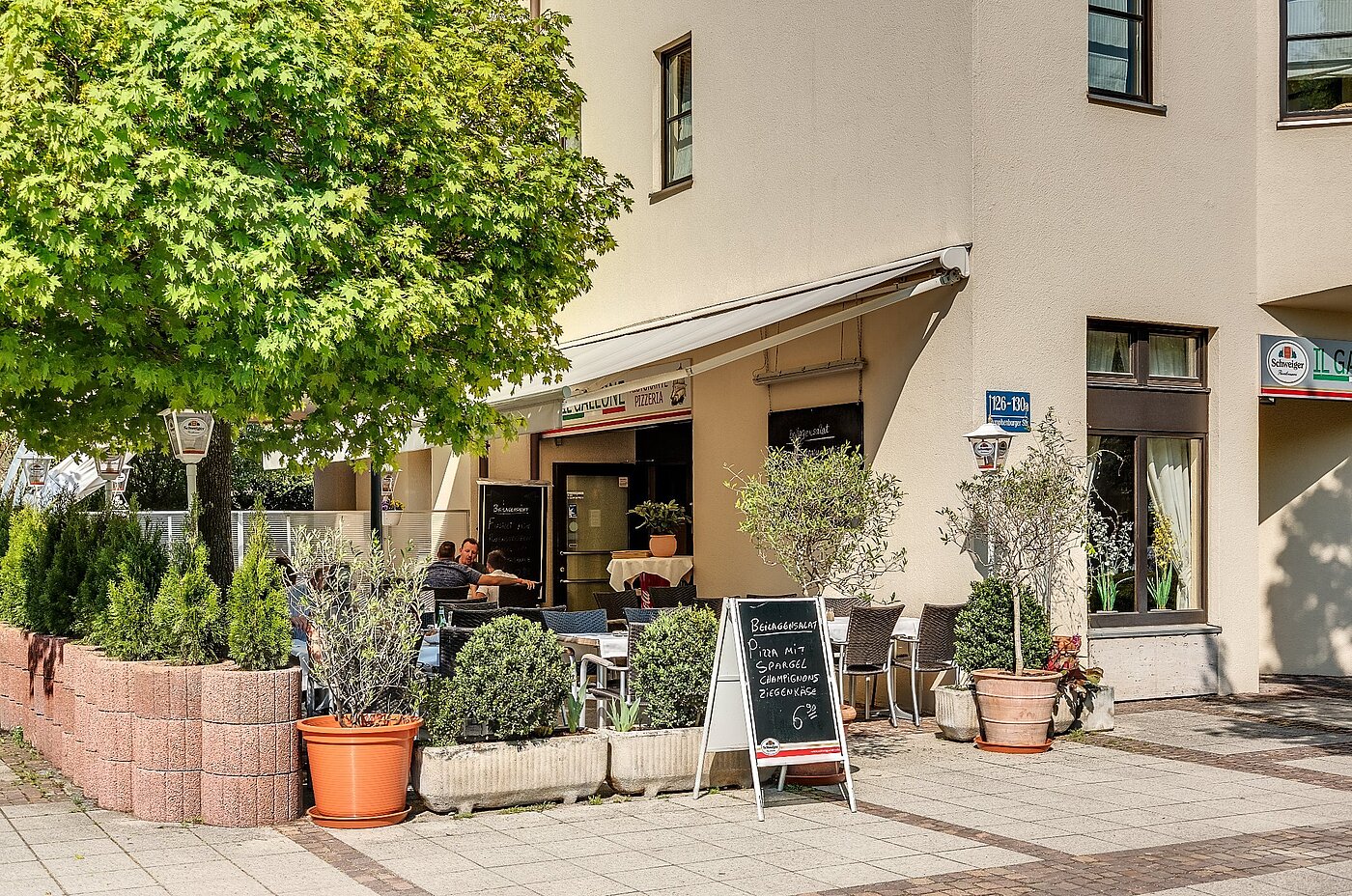 Квартира в многоэтажно доме с 2 комнатами | München-Neuhausen | 2003ML5 | Um die Ecke