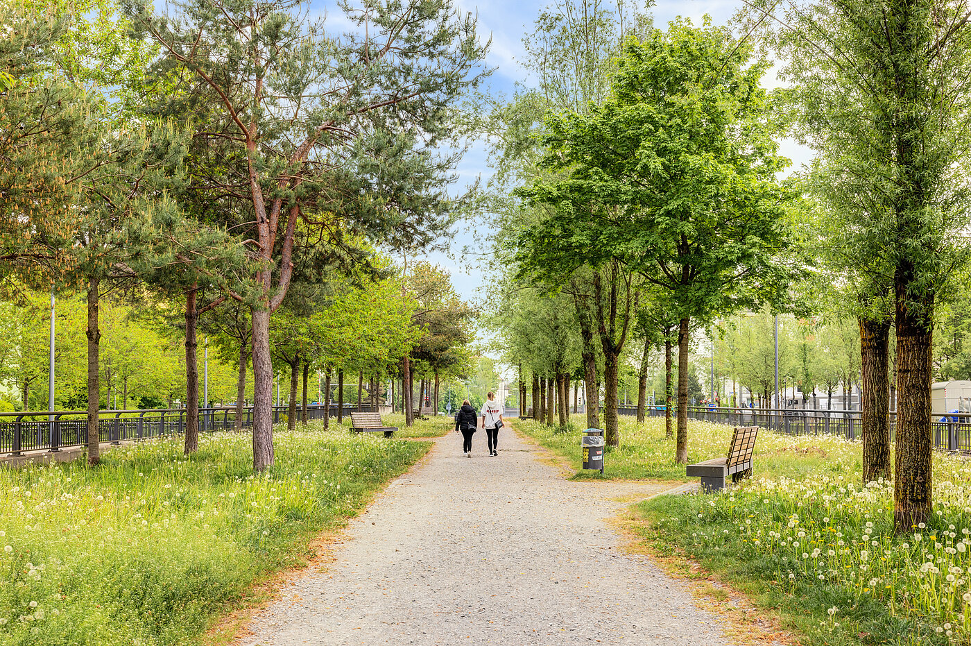 Квартира в многоэтажно доме с 2 комнатами | München-Sendling-Westpark | 70413 | Grüne Umgebung