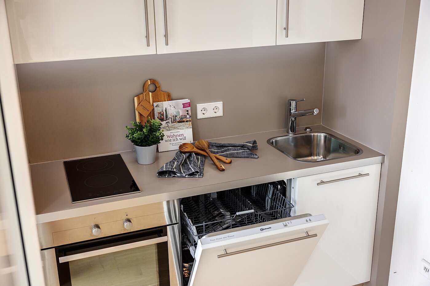 Apartment с 1.5 комнатами | München-Bogenhausen | 70233 | ...Küchenzeile