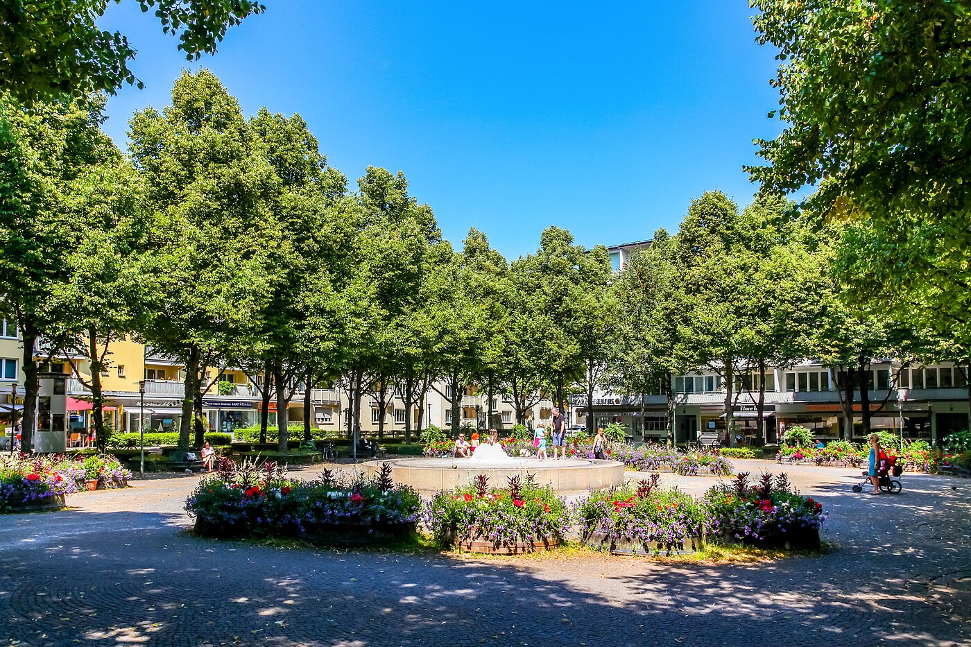 Плоский с 2 комнатами | 70219 | ... Haltestelle am Hohenzollernplatz