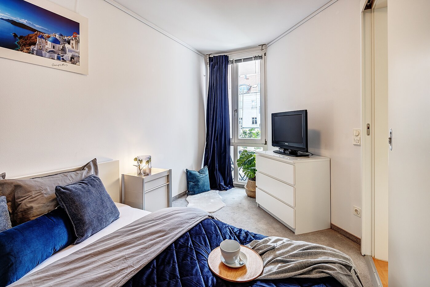 Квартира в многоэтажно доме с 1.5 комнатами | München-Schwabing | 2205ML81 | Separates Schlafen
