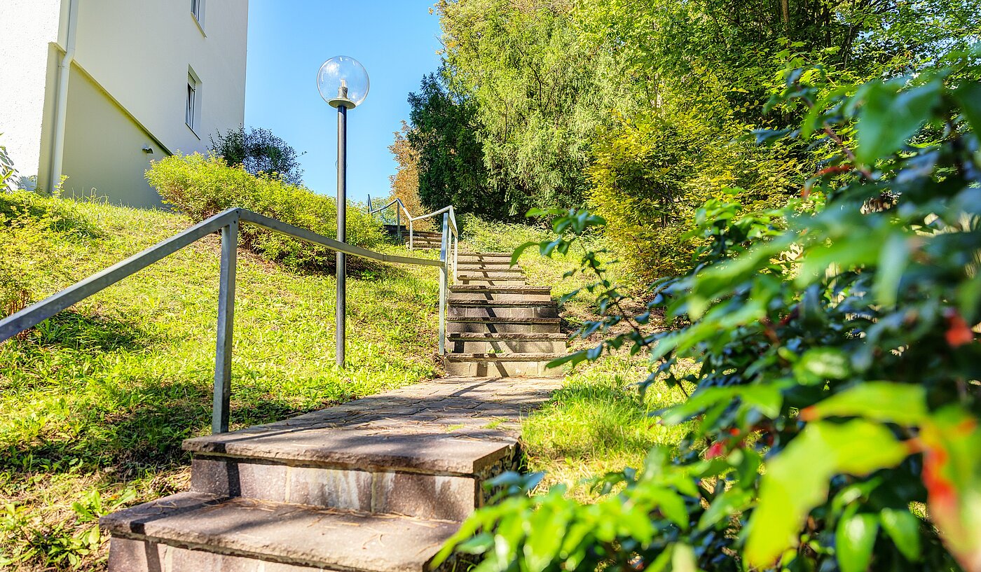 Квартира в многоэтажно доме с 3.5 комнатами | 70284 | Ruhige Lage