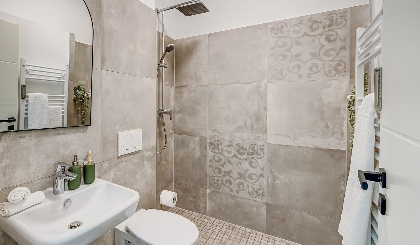 Квартира в многоэтажно доме с 2.5 комнатами | München-Obermenzing | 700191 | Modernes Duschbad...