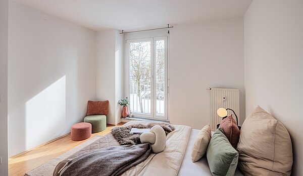 Квартира в многоэтажно доме с 2 комнатами | München-Bogenhausen | 70396 | Schlafzimmer