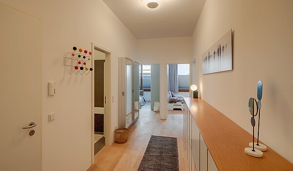 Высокий первый этаж с 3 комнатами | München-Sendling | 2009ML8 | ...Schreiner-Sideboard