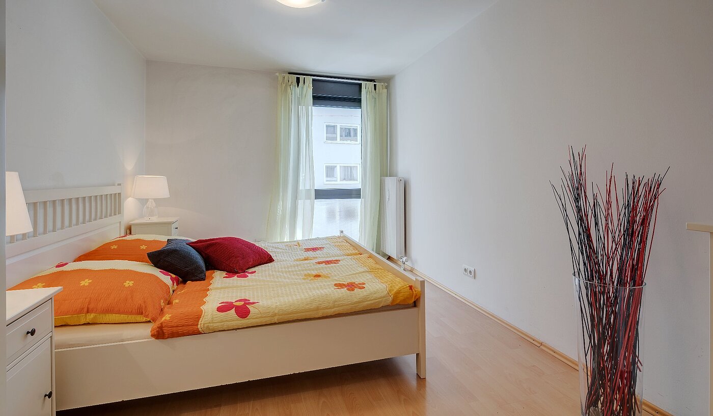 Квартира в многоэтажно доме с 2 комнатами | München-Isarvorstadt | 1804ML1 | ...Schlafzimmer