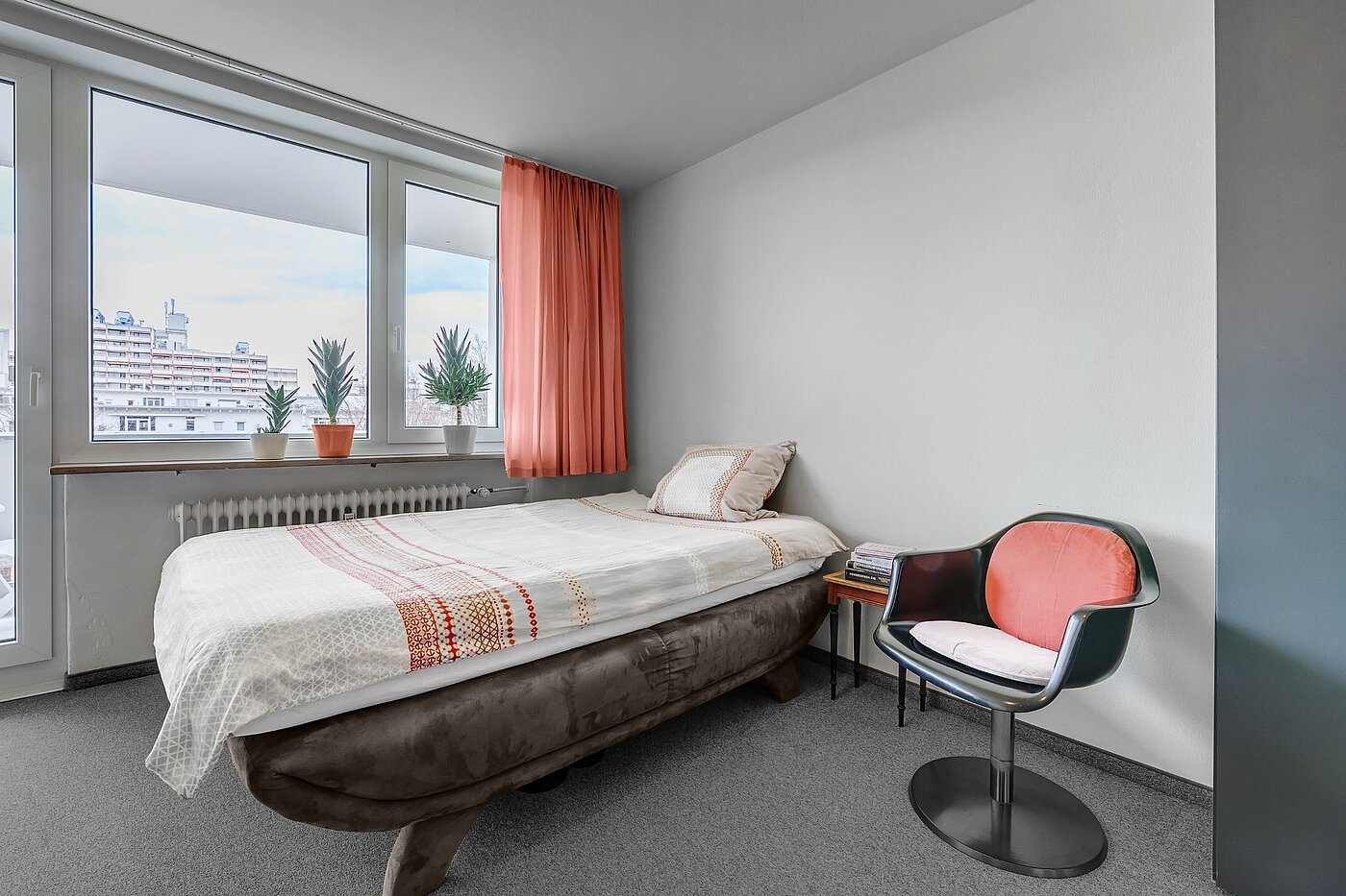 Квартира в многоэтажно доме с 3 комнатами | München-Schwabing | 1912ML4 | Großes Schlafzimmer ...