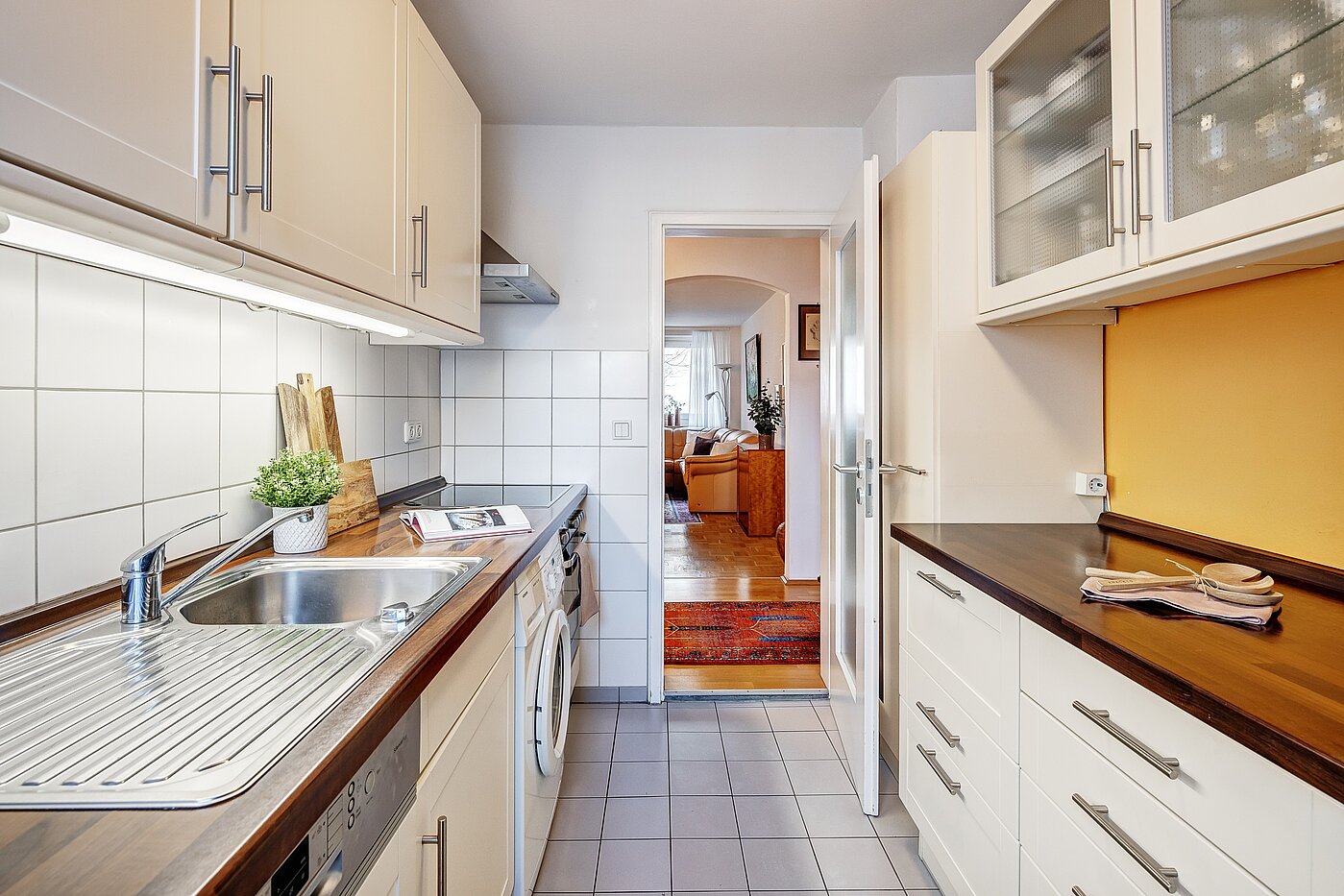 Квартира в многоэтажно доме с 3 комнатами | München-Bogenhausen | 2112ML3 | Blick zur Diele
