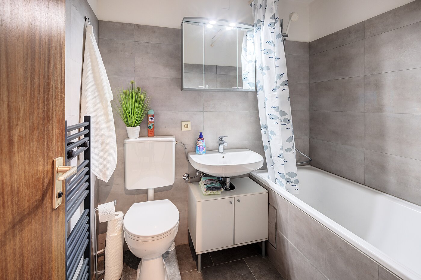 Квартира в многоэтажно доме с 1 комнатная | München-Haidhausen | 70482 | Modernes Bad