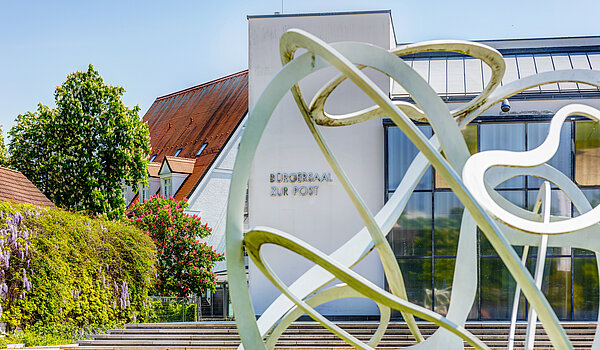 Квартира в многоэтажно доме с 2 комнатами | Haar | 70426 | Ruhige und...