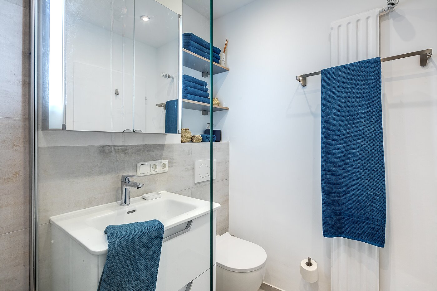 Плоский с 2 комнатами | München-Moosach | 70462 | Helle Einrichtung