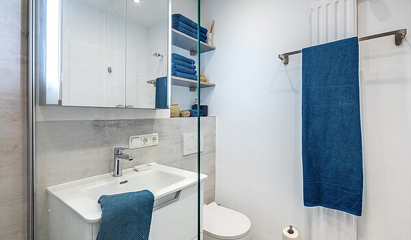 Плоский с 2 комнатами | München-Moosach | 70462 | Helle Einrichtung