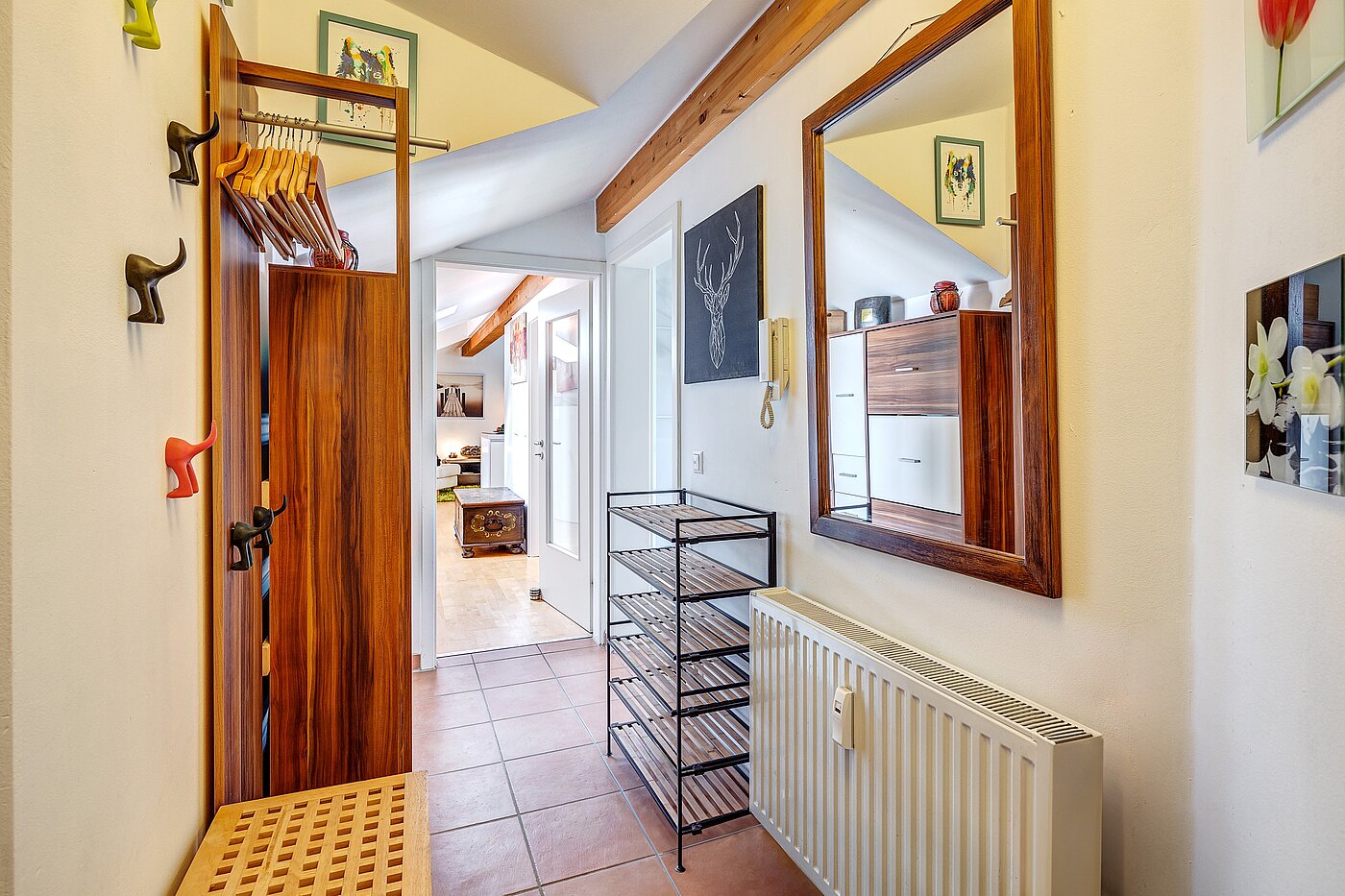 Квартира в многоэтажно доме с 2.5 комнатами | Eching | 70100 | Garderobe